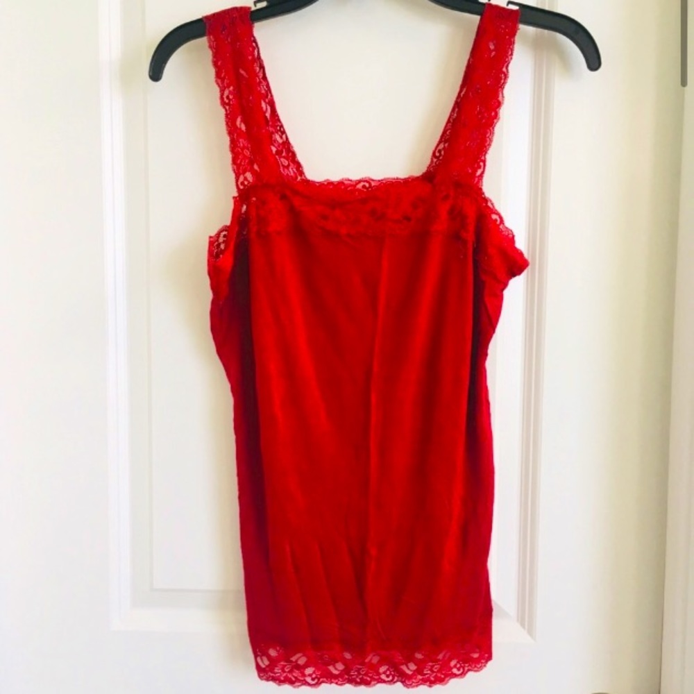 Relativity intimate soft lace strap red color cami size small